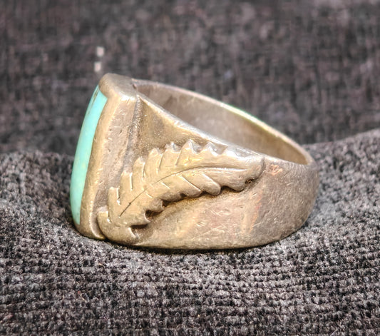 925 Silver and Turquoise Native American Trade Ring- Size 8- Feather Figural and Flush Set Stone