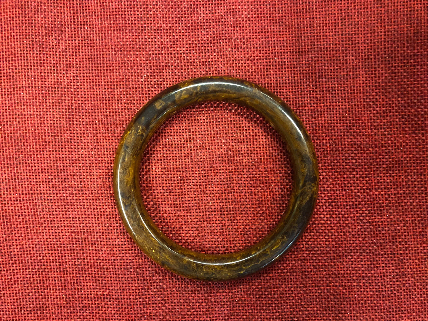 Marbled Bakelite Honey and Cream Bangle Bracelet - Vintage