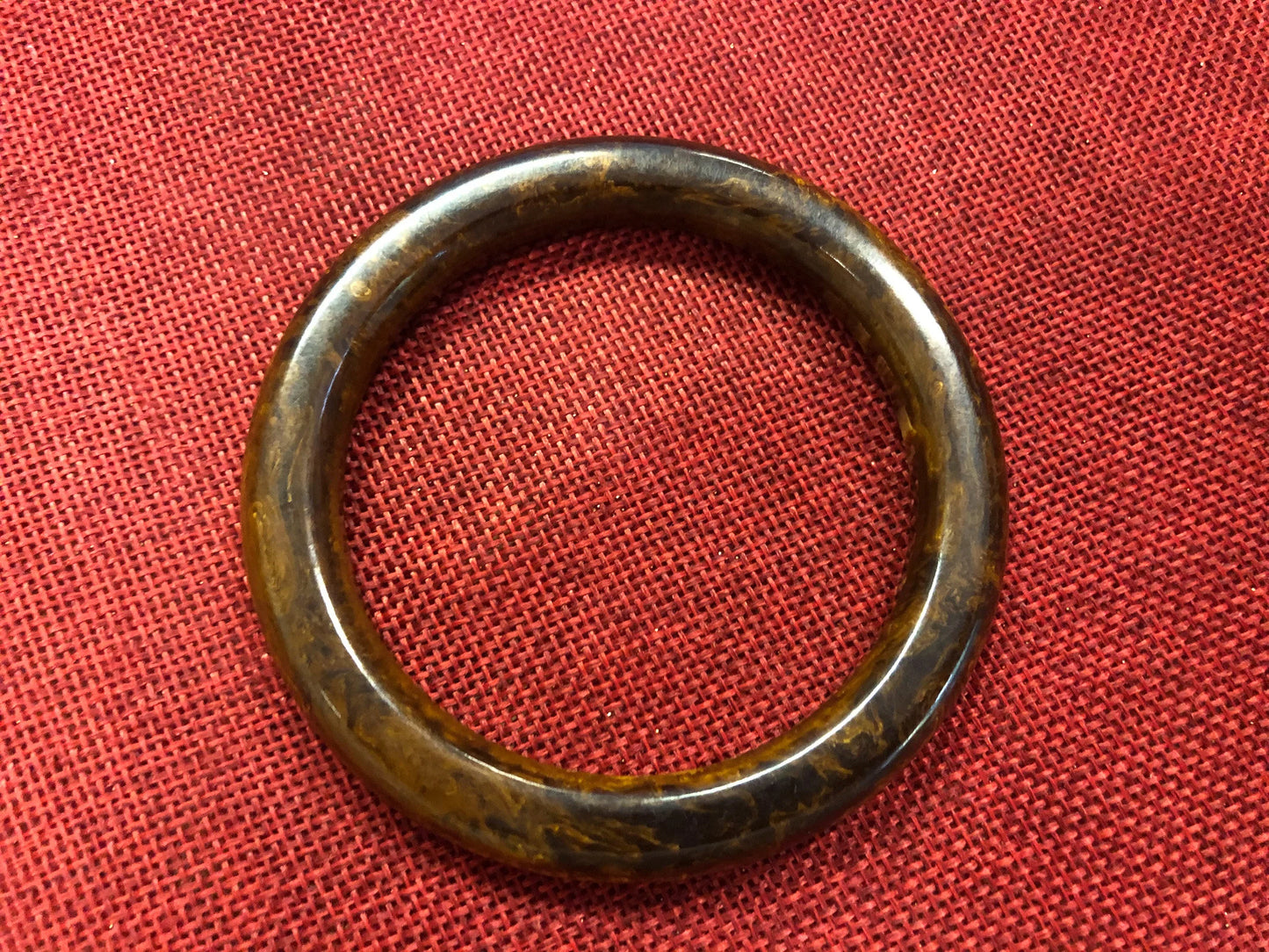 Marbled Bakelite Honey and Cream Bangle Bracelet - Vintage