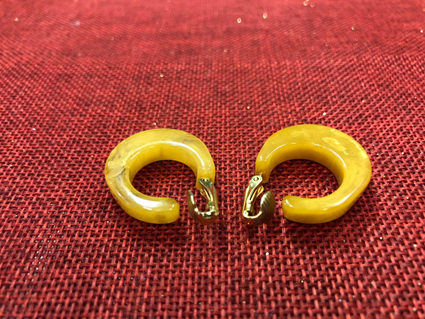 Marble Yellow Bakelite Earrings - Vintage