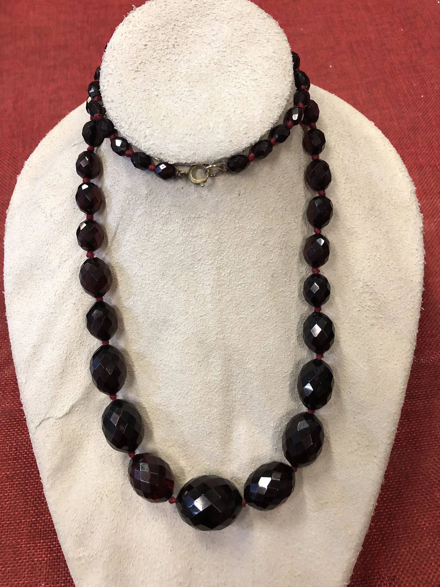 Cherry Necklace with Faceted, Graduated Beads - Vintage 1930s