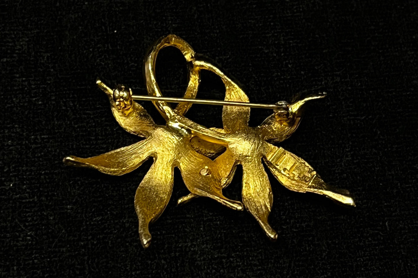 Gold Brooch of Twin Sunflowers with Seed Pearl Centers, Maker's Mark HTI