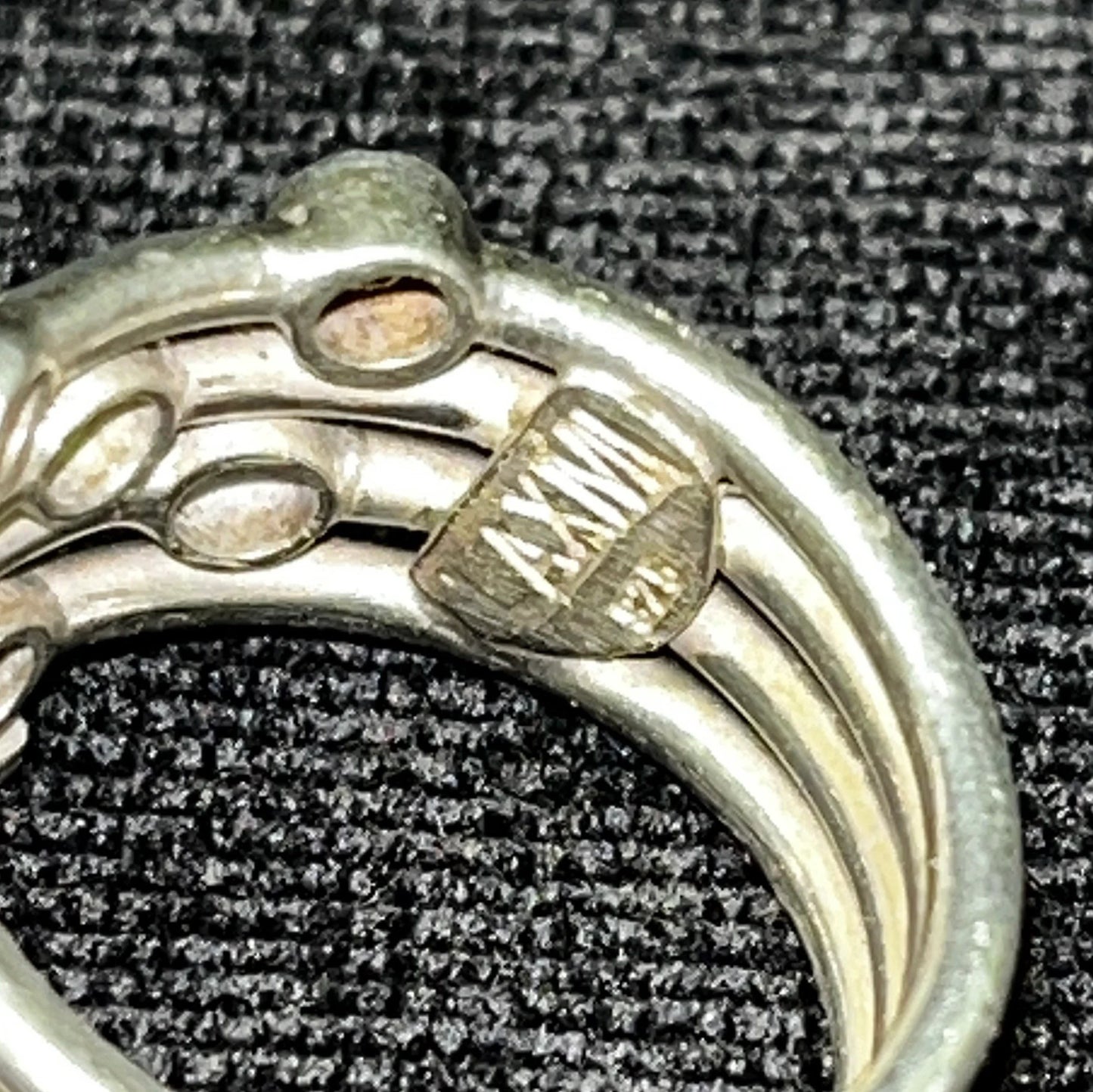 LAXMI 925 Silver Spiral Band Ring With 11 Separate Gemstone Settings- Size 7