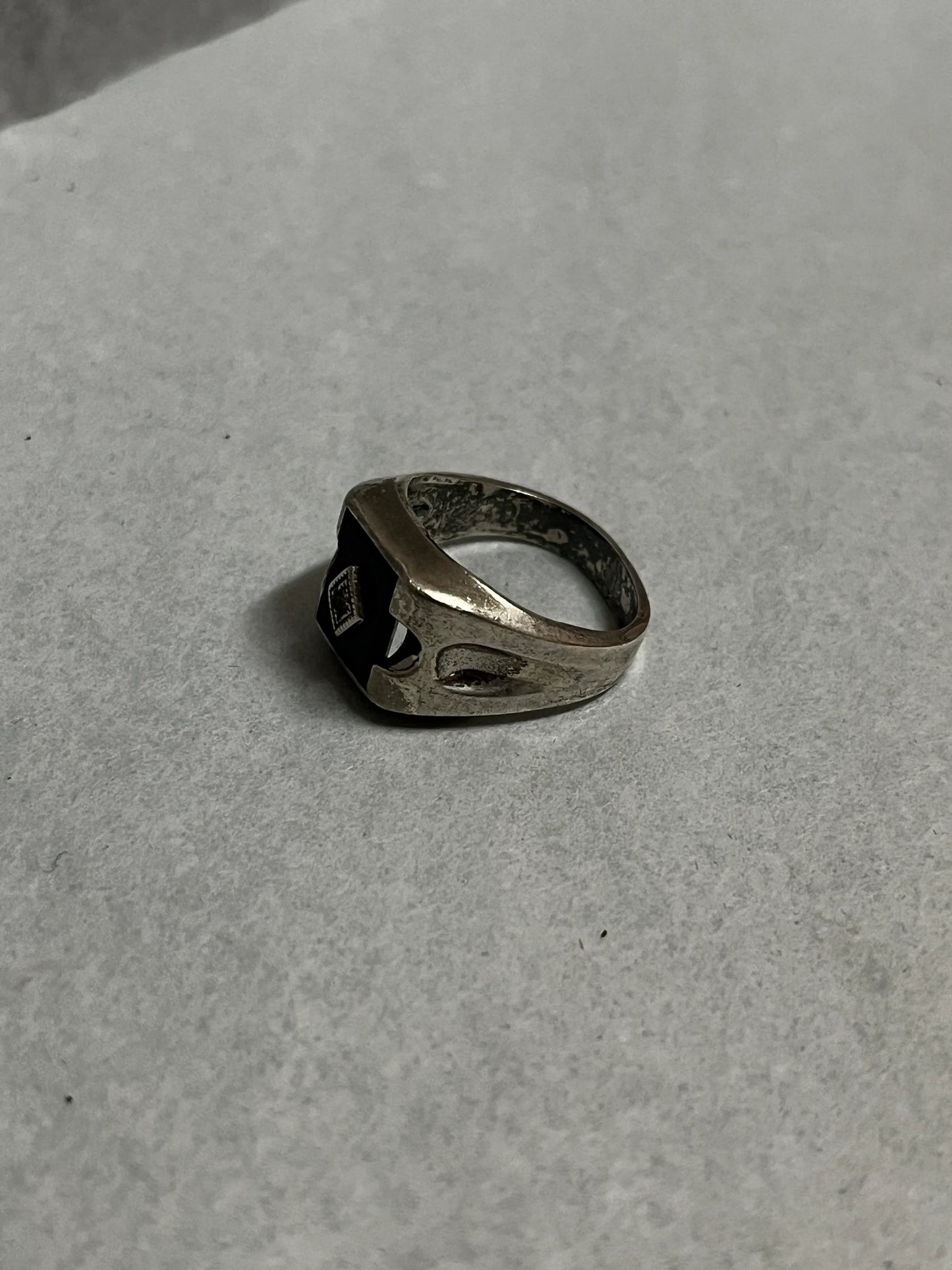 Sterling Silver Onyx Setting with Aquamarine Chip Center Setting- Size 7.5