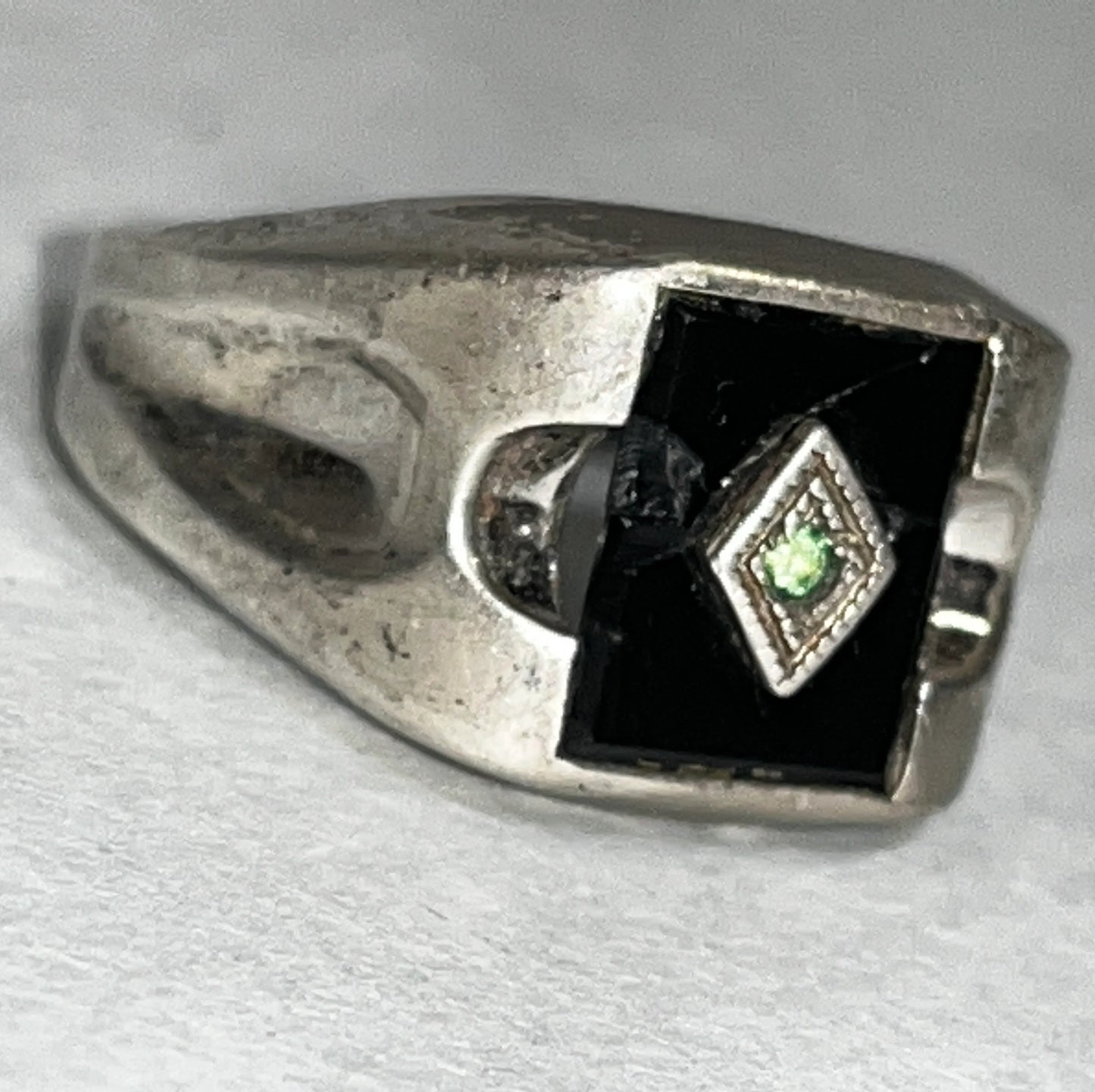 Sterling Silver Onyx Setting with Aquamarine Chip Center Setting- Size 7.5