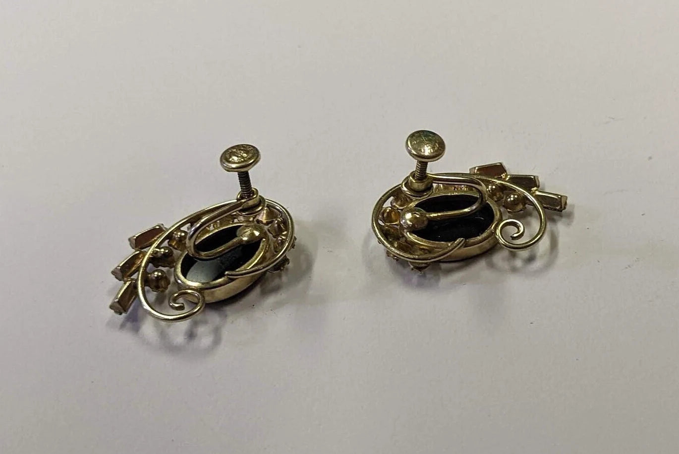 Crystal and Obsidian Screw-back Earrings and Brooch Set