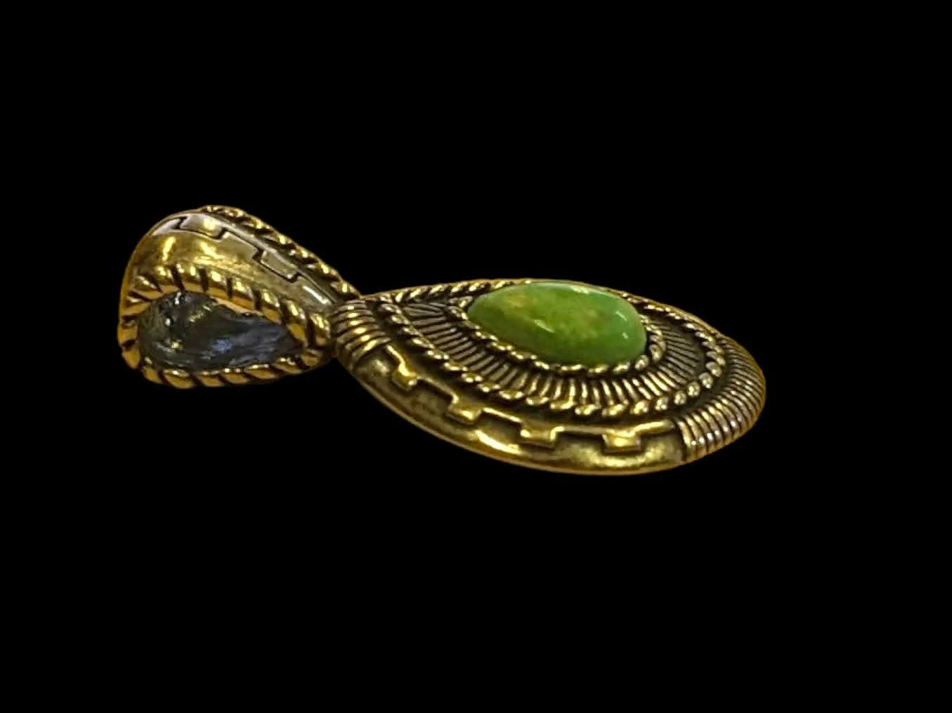 Green Turquoise and Sterling Silver Southwest Native American Style Pendant- Vintage Carolyn Pollack