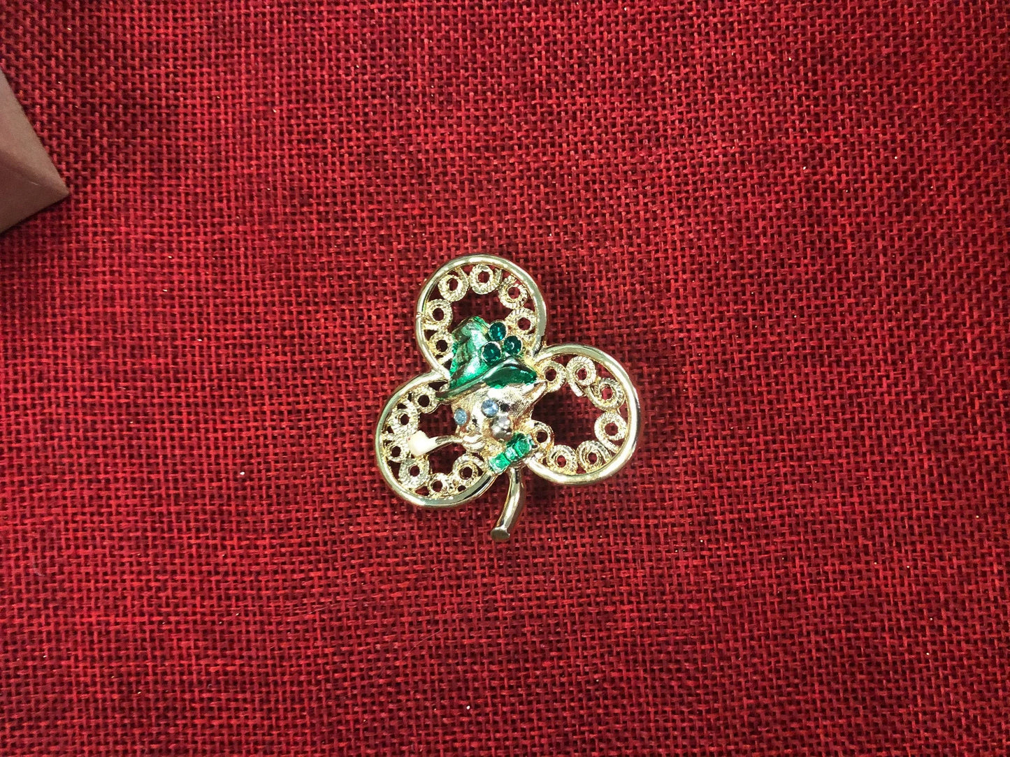 Leprechaun Clover Pin/Brooch Green and Gold