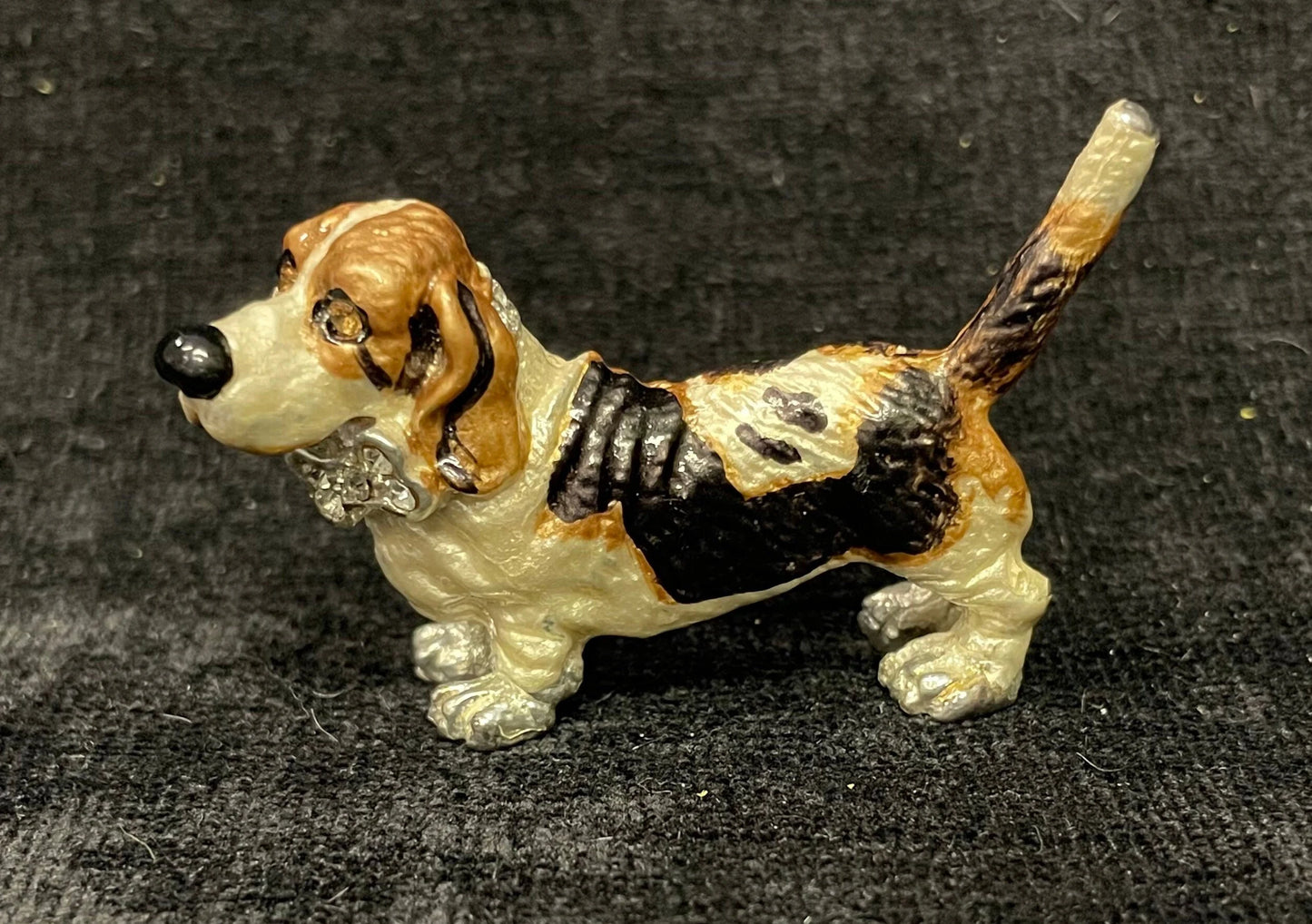 Tri color Basset Hound - Hand Painted Posh Pooch Pins - Genuine Austrian Crystal - Tricolored Beagle