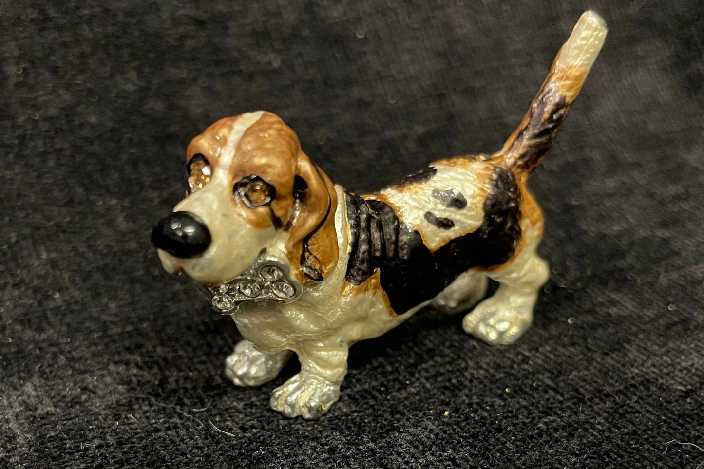 Tri color Basset Hound - Hand Painted Posh Pooch Pins - Genuine Austrian Crystal - Tricolored Beagle