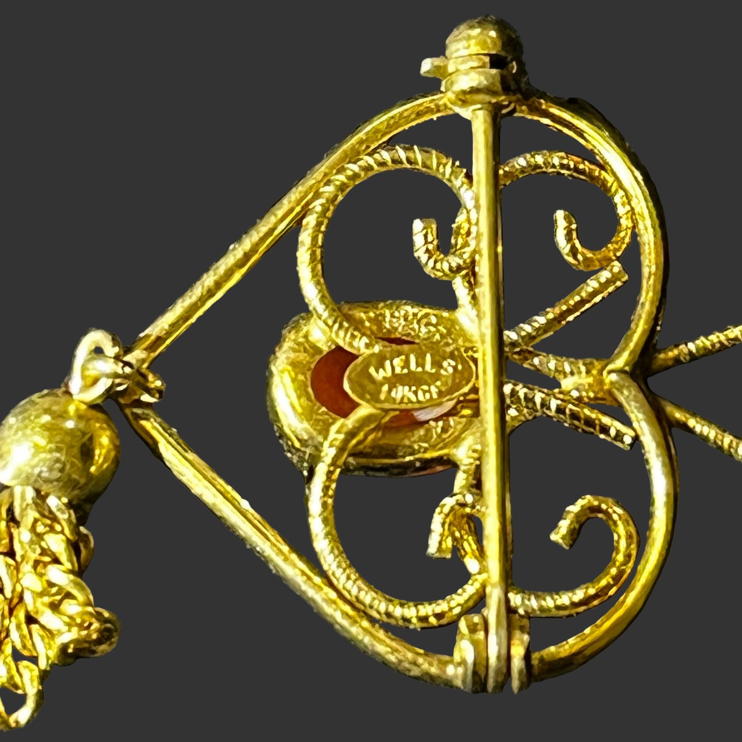 WELLS Mini Shell Cameo Mounted in a Gold Heart Pin - Unusual Shell Cameo Brooch