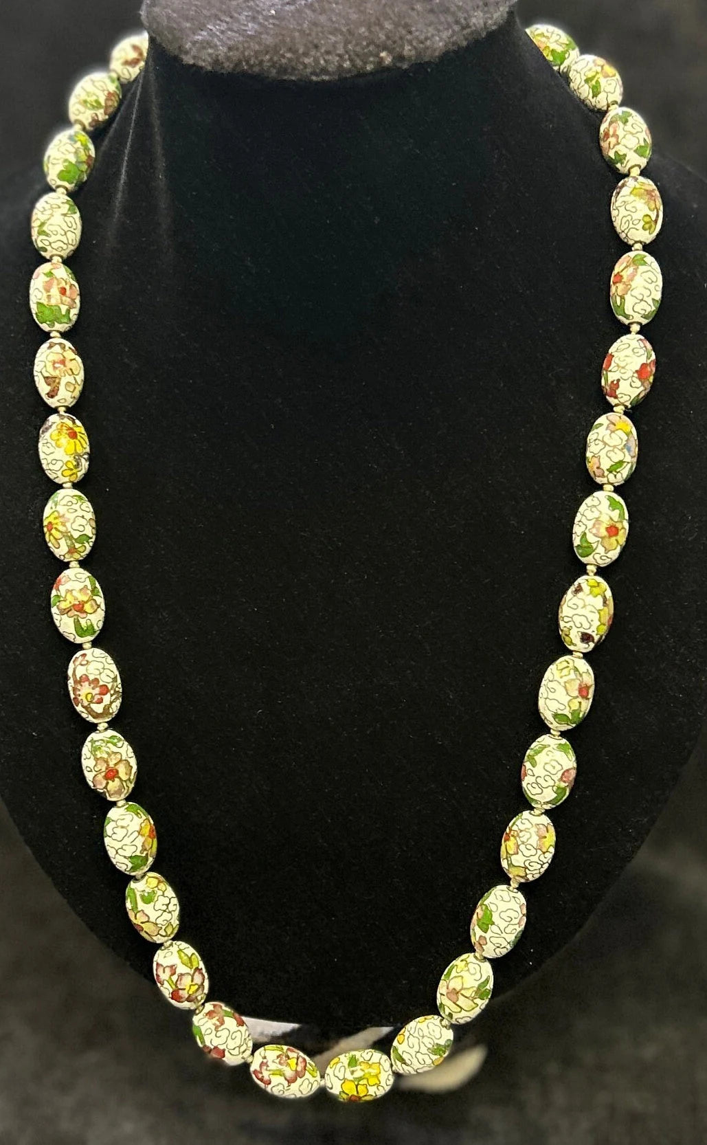 Hand Knotted Chinese Cloissone Necklace - Gold inlay - Vintage Chinoiserie Necklace