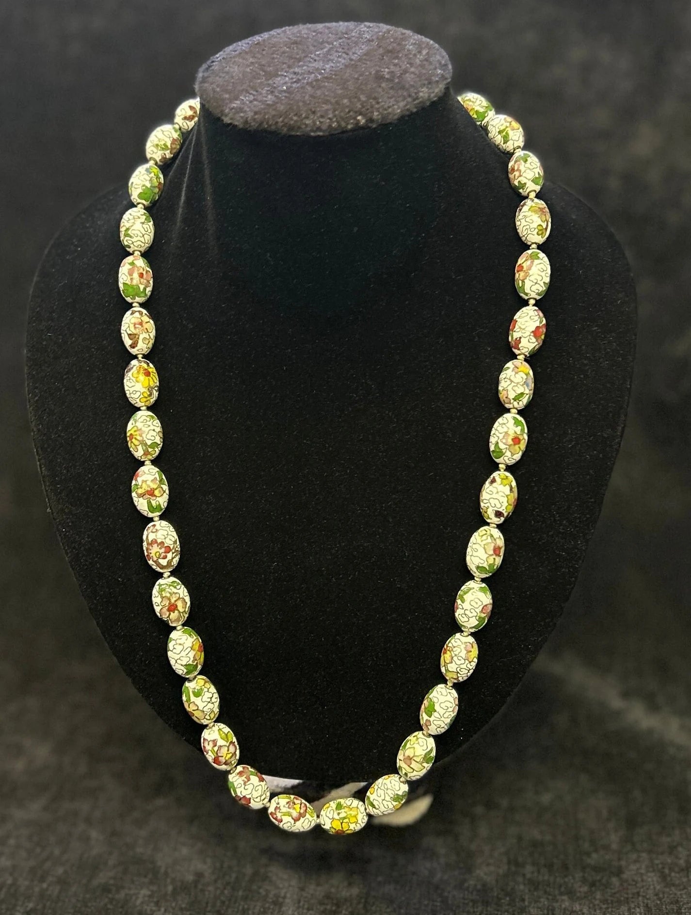 Hand Knotted Chinese Cloissone Necklace - Gold inlay - Vintage Chinoiserie Necklace