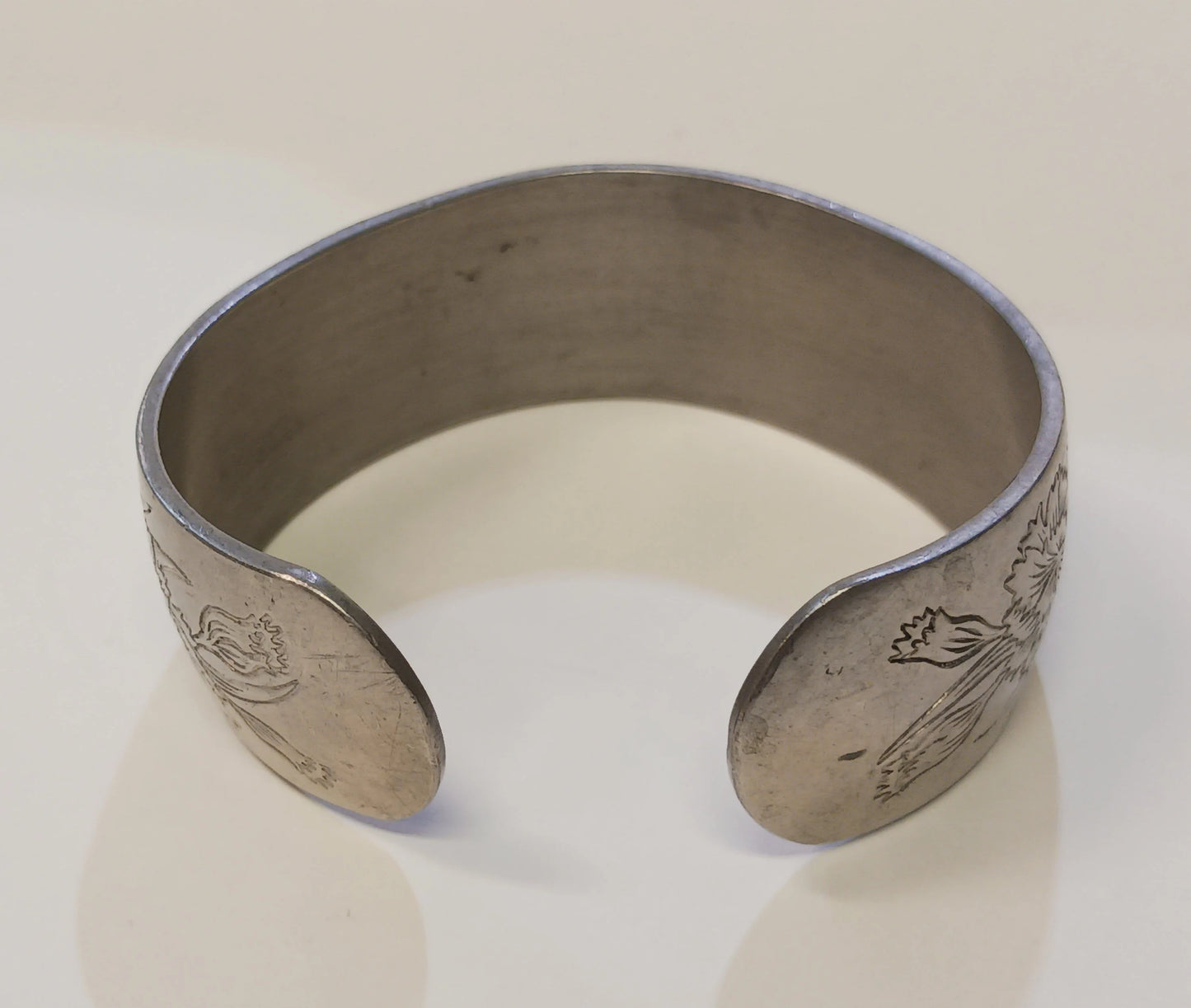 Kirk-Stieff Carnation Bracelet - Signed 900-1 Pewter Jewelry - Vintage 1970-1980s