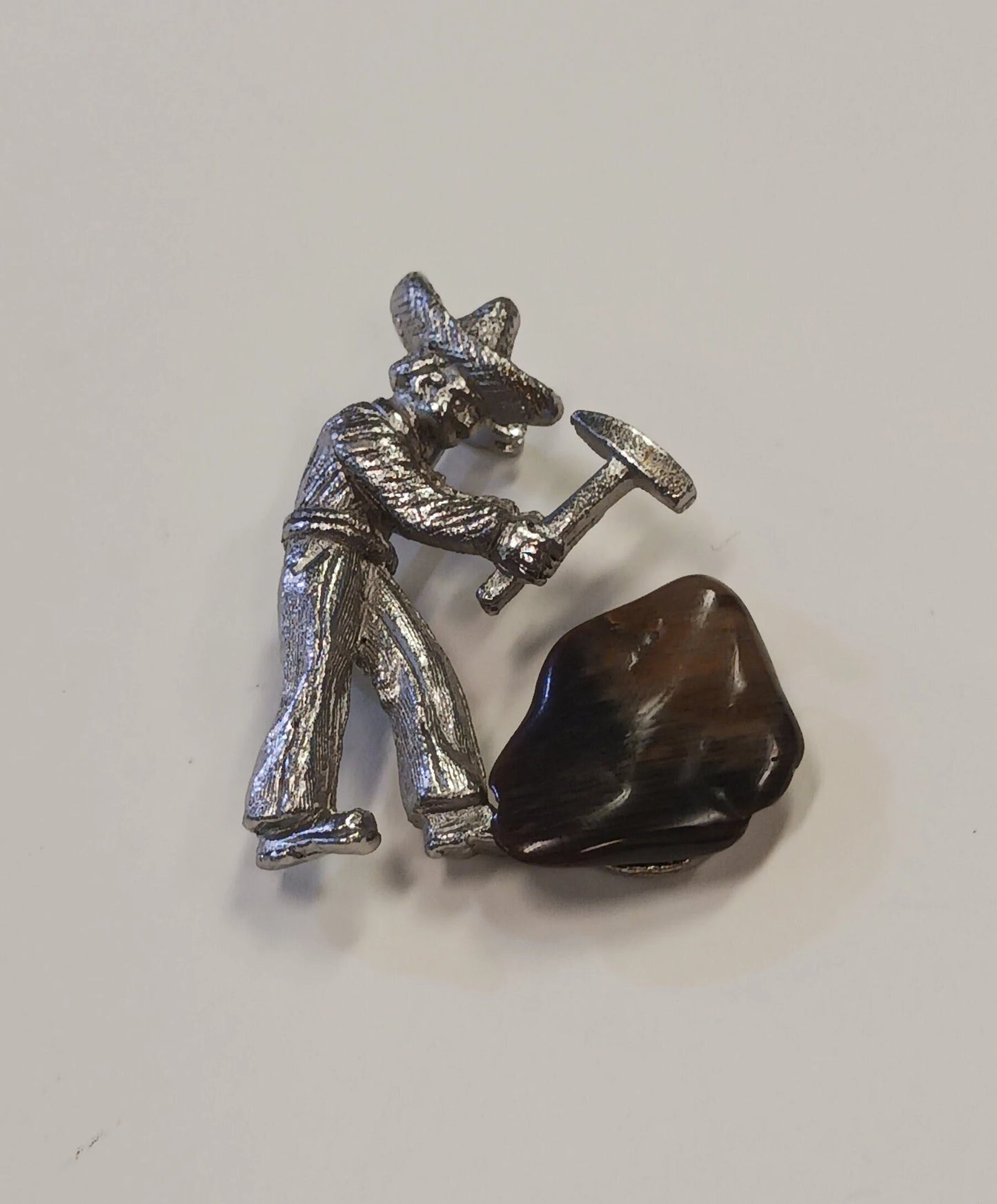 Brooch with Mexican Man Mining an Agate - Made in Mexico - Figural Vintage Brooch 1950-60s - Mid Century Pin