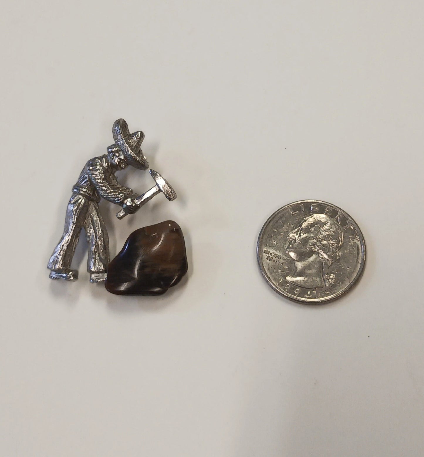 Brooch with Mexican Man Mining an Agate - Made in Mexico - Figural Vintage Brooch 1950-60s - Mid Century Pin