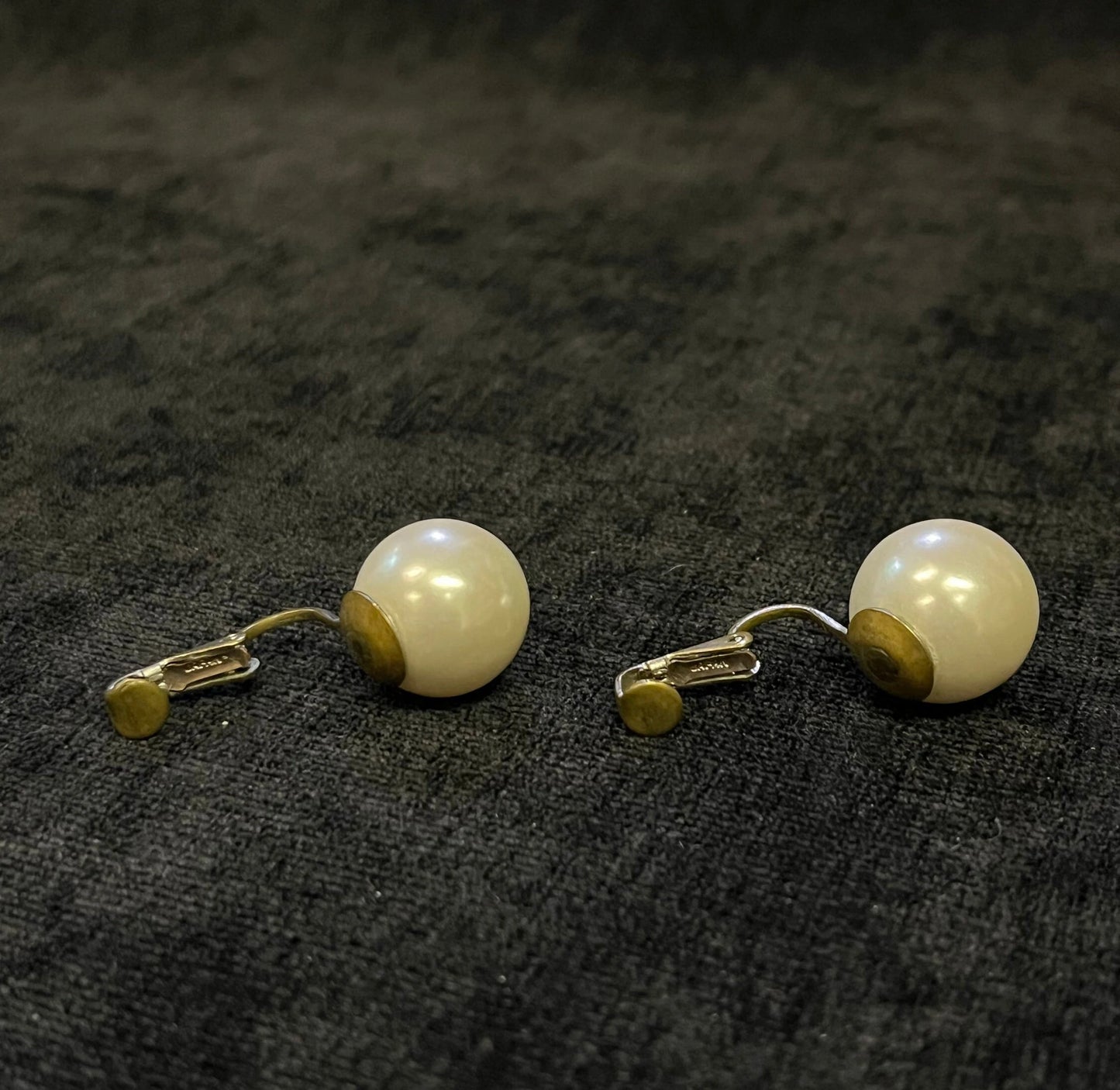 Large Cultured Pearl Clip-On Earrings - Vintage Pearl Jewelry