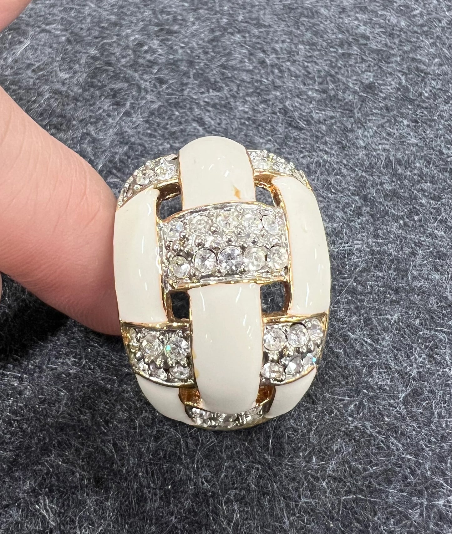 Woven C-Hoop Earrings - Crystal and Ivory Enamel - Gold Toned Metal - Vintage Clip Ons