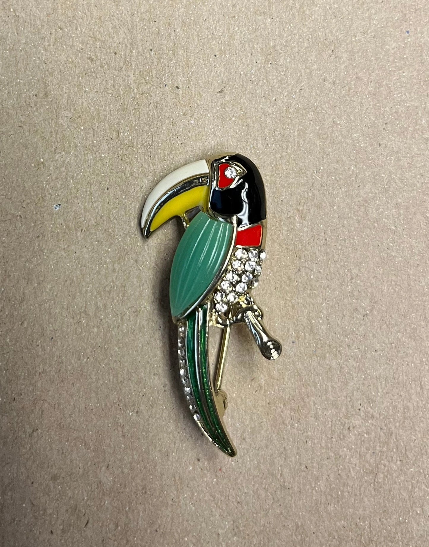 Napier Toucan Brooch- Gold-tone Base with Enamel, Rhinestones, and Thermoset Settings - Florida Brooch - Toucan Pin - Unusual Settings