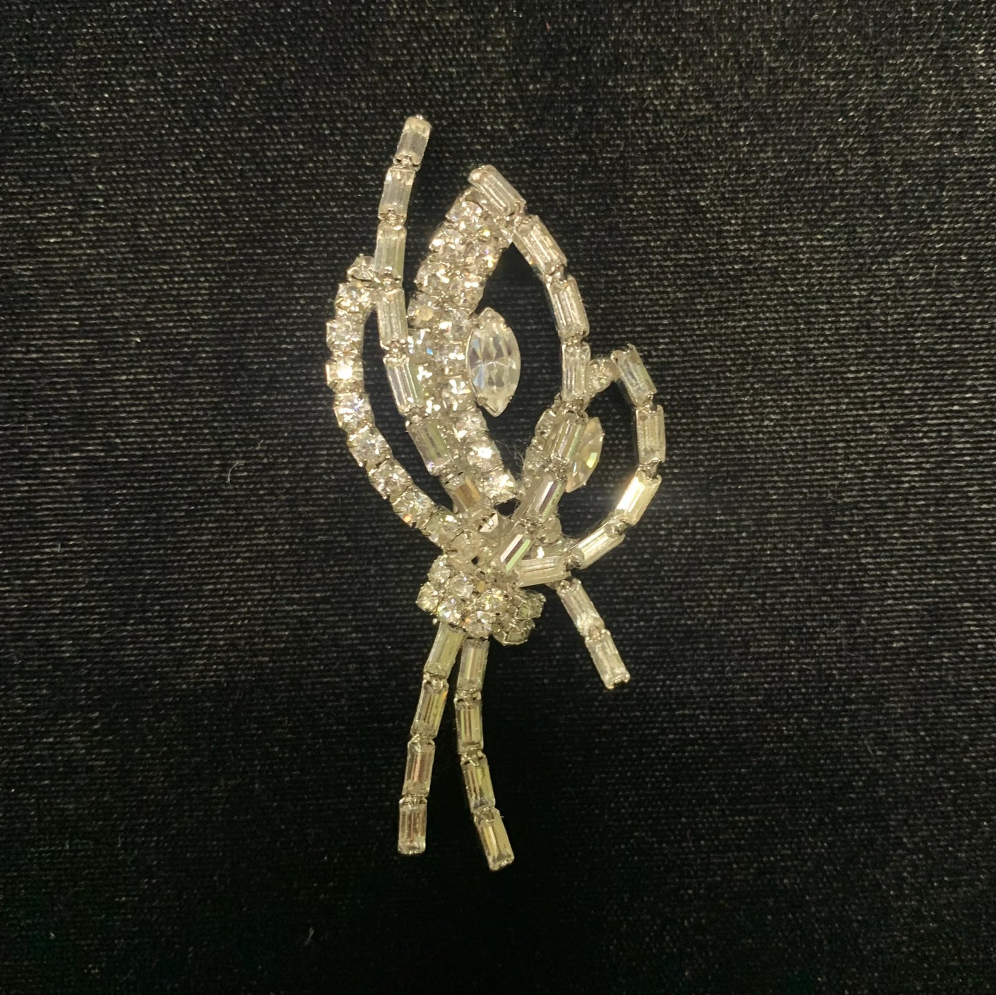 Gorgeous Silver Tone - Rose Bud - Rhinestone Brooch Pin