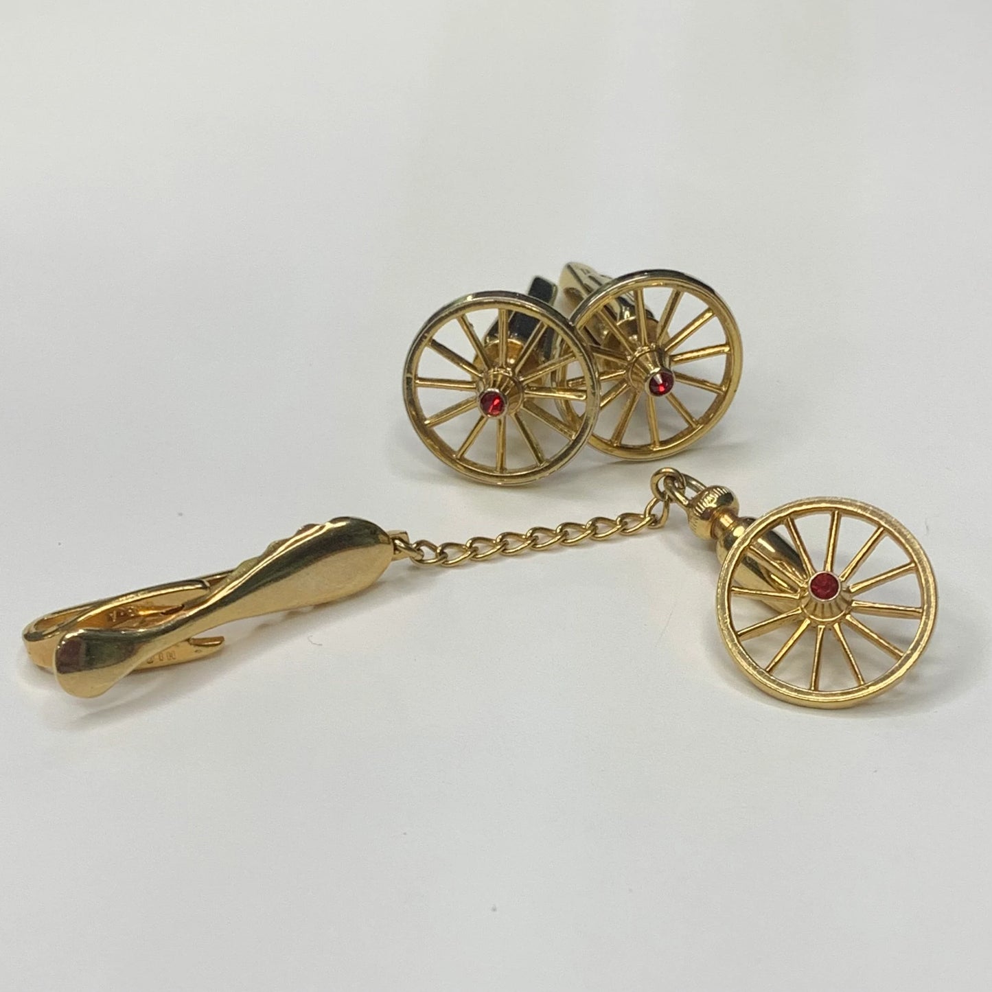 Vintage Hickok USA - Cufflinks and Tie Clip - Gold With Red Rhinestones