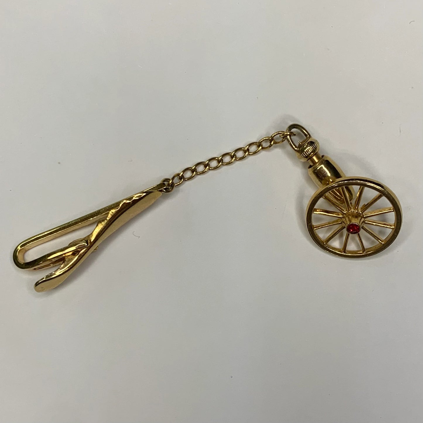 Vintage Hickok USA - Cufflinks and Tie Clip - Gold With Red Rhinestones