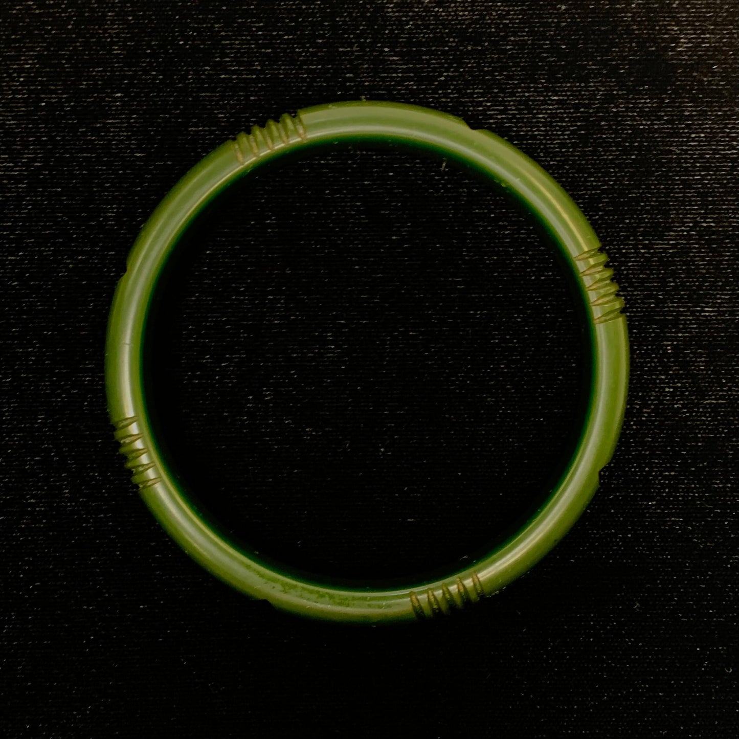 Vintage Dark Green Carved Bakelite Bangle Bracelet