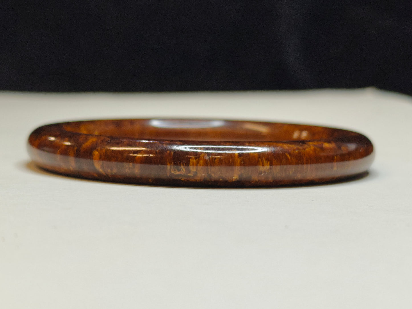 Marbled Bakelite Honey and Cream Bangle Bracelet (Z)