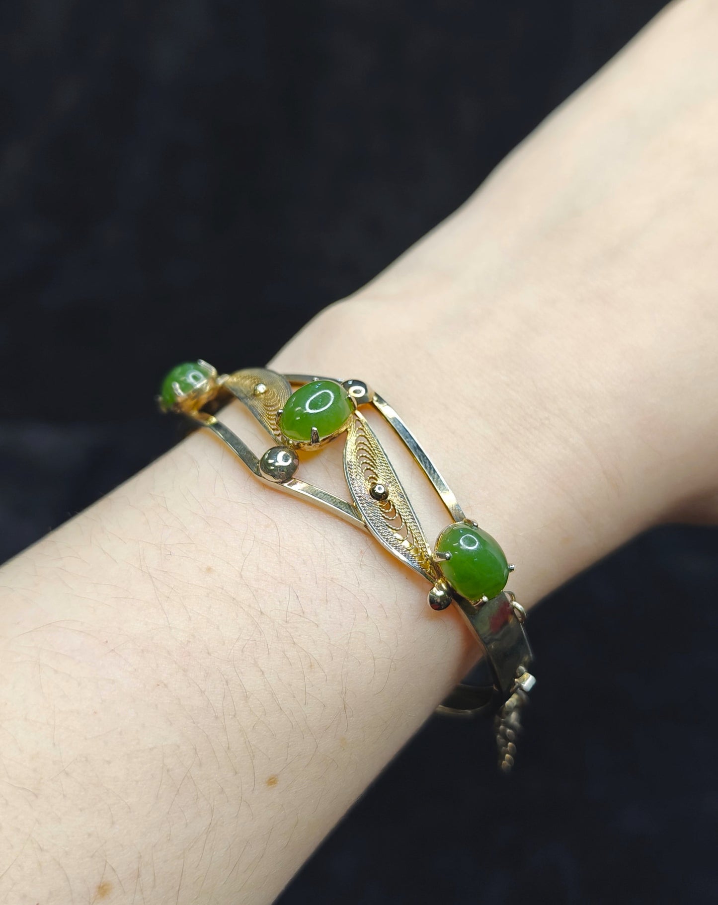 Sorento Jade and Sterling Filigree Bangle Bracelet - Vintage Sorento (Z)