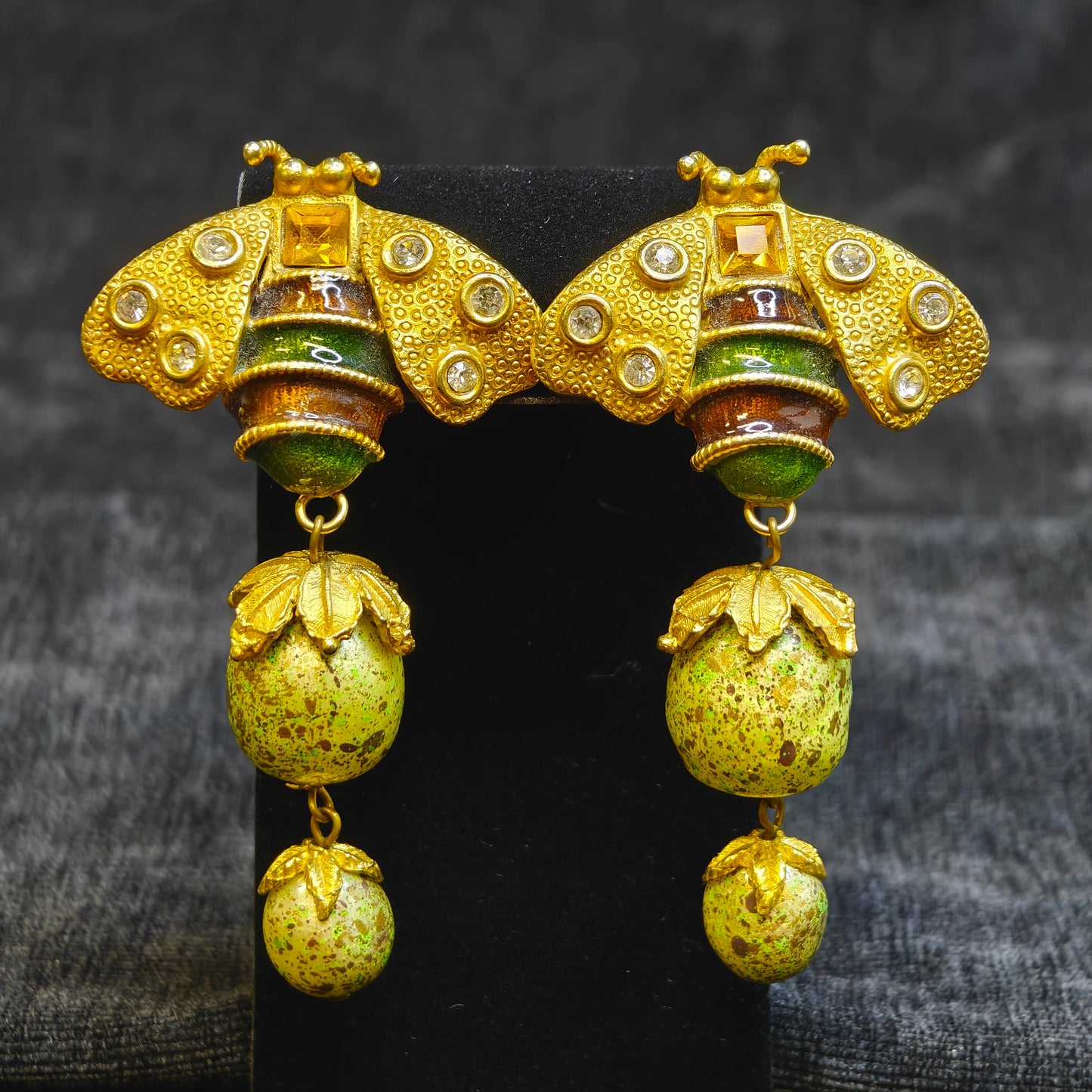 Yosca Bumble Bee Enamel Gold Clip-On Dangle Earrings
