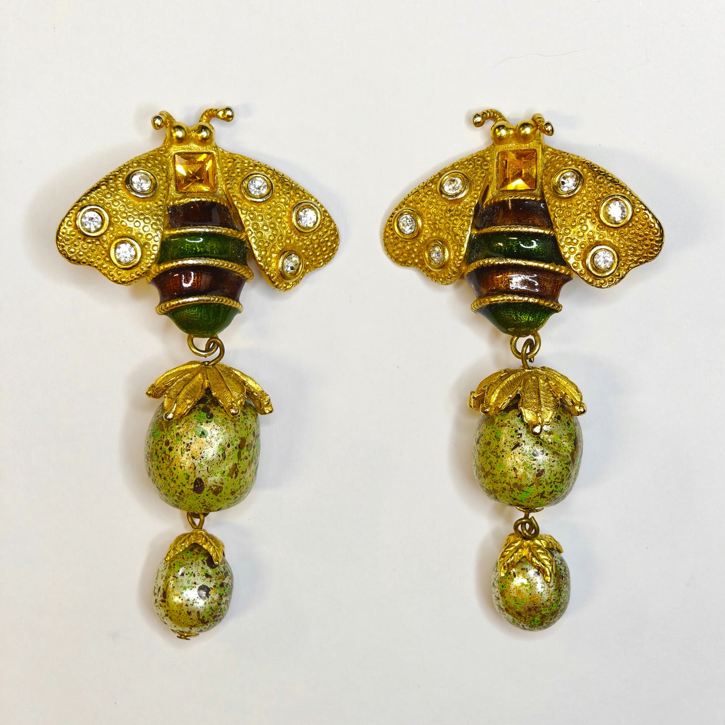 Yosca Bumble Bee Enamel Gold Clip-On Dangle Earrings