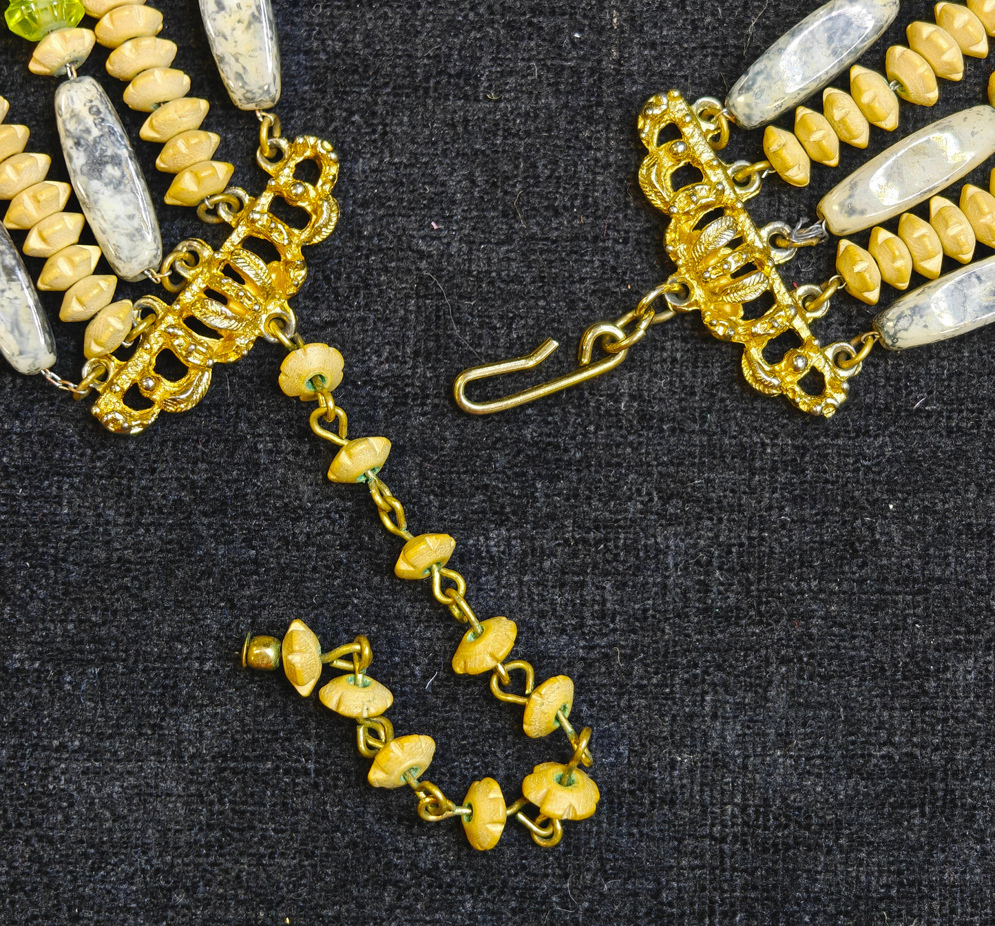 HOBE' - 5 Strand Beaded Necklace - Vintage 1970s Great Retro Jewelry