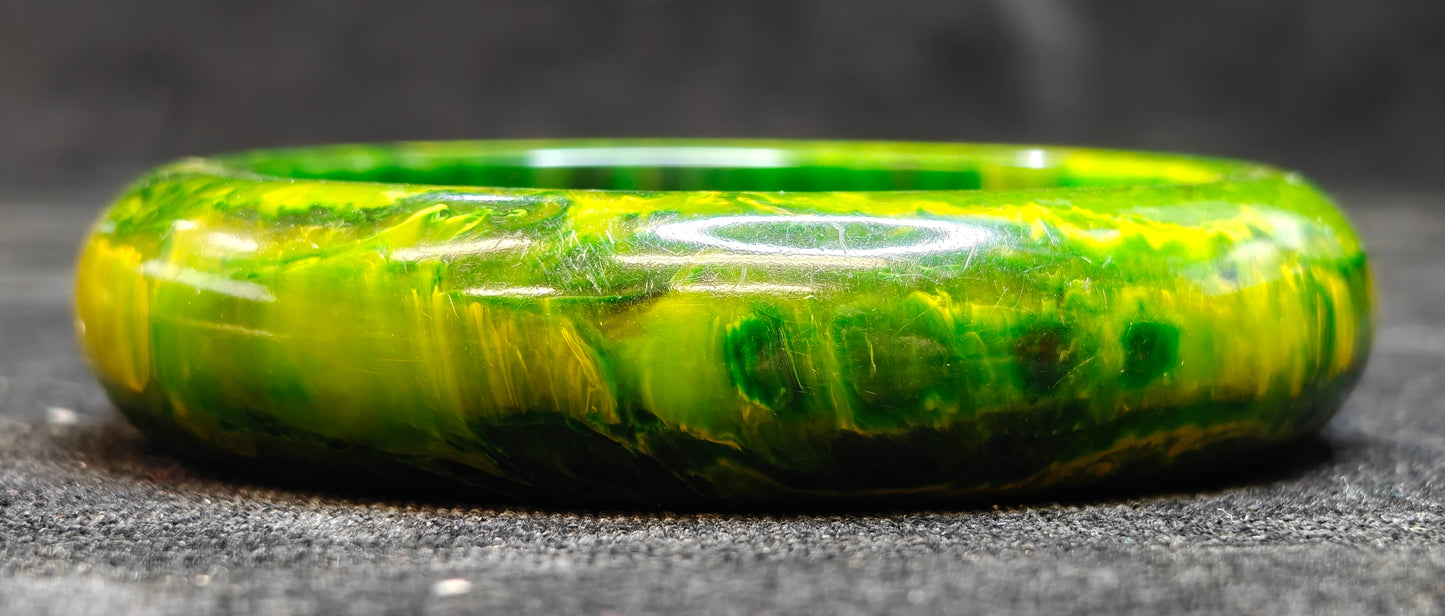 Bakelite Vintage Bangle Marbled Yellow and Green - Bakelite Bracelet