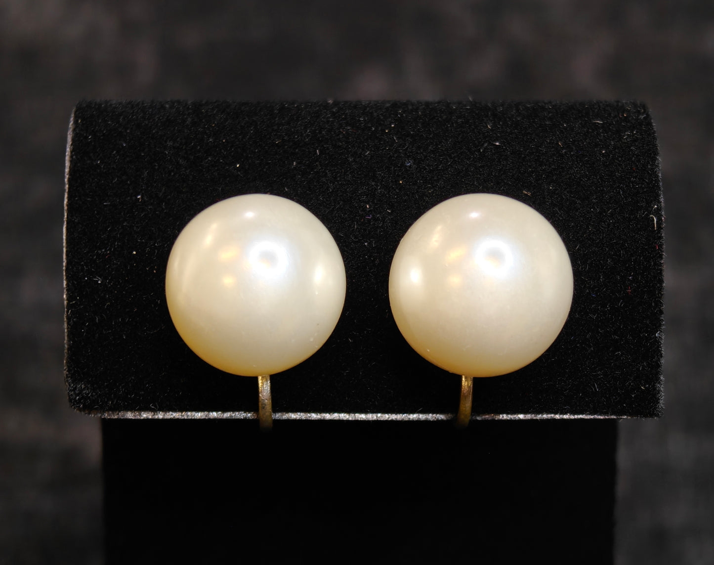 Large Cultured Pearl Clip-On Earrings - Vintage Pearl Jewelry