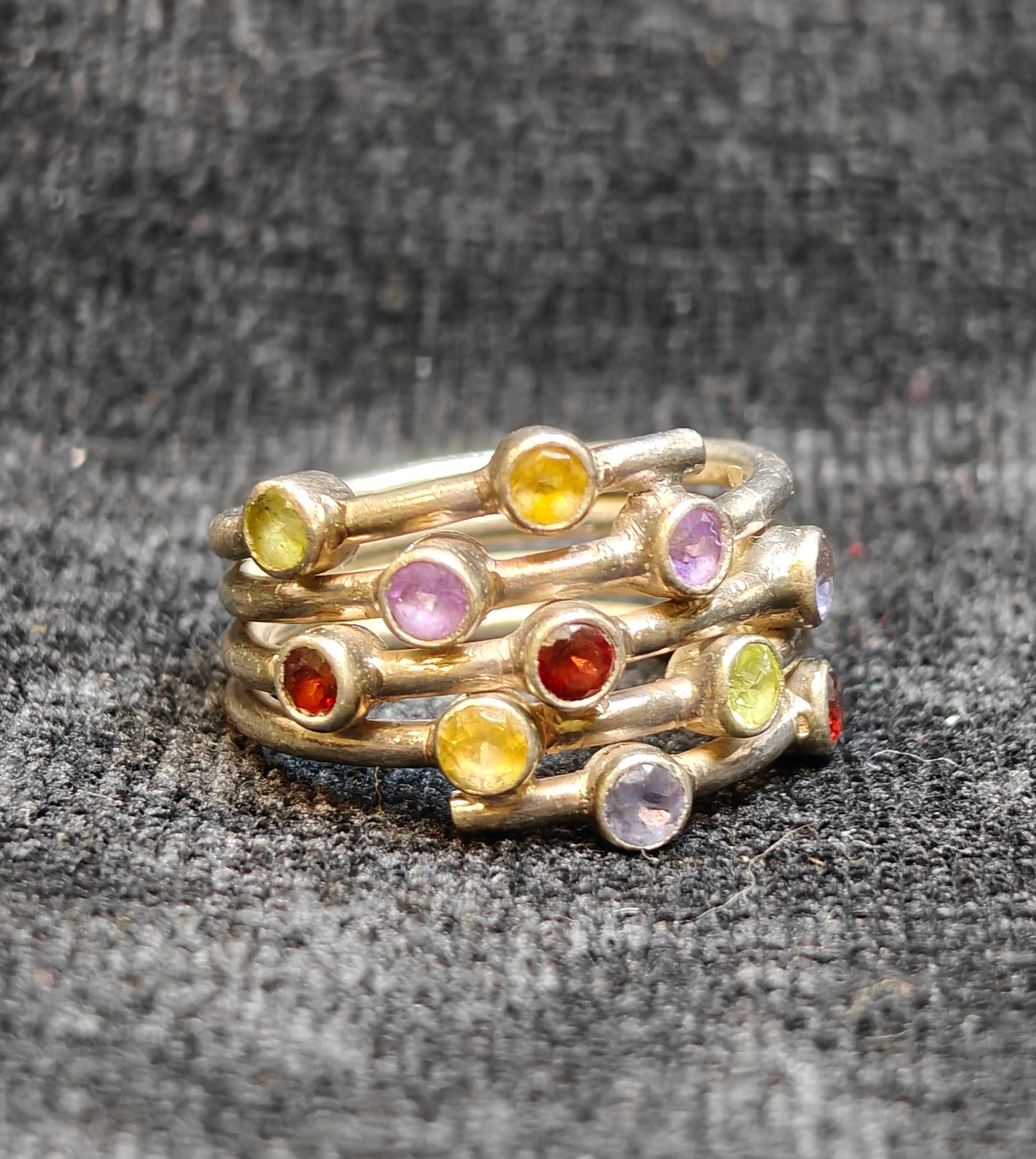 LAXMI 925 Silver Spiral Band Ring With 11 Separate Gemstone Settings - Size 7