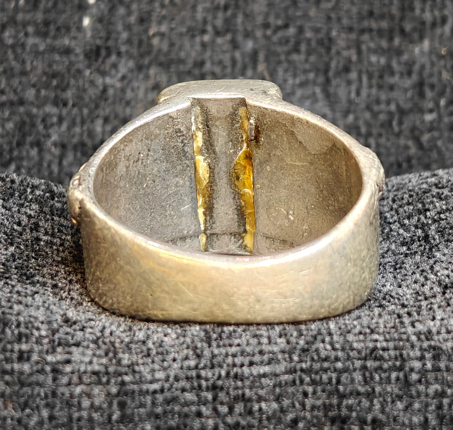 925 Silver and Turquoise Native American Trade Ring- Size 8-   Feather Figural and Flush Set Stone