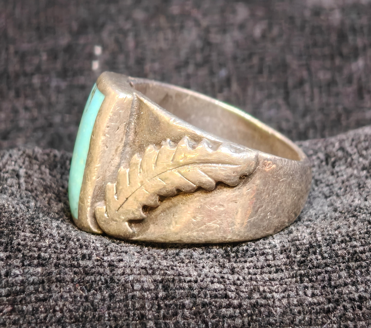 925 Silver and Turquoise Native American Trade Ring- Size 8-   Feather Figural and Flush Set Stone