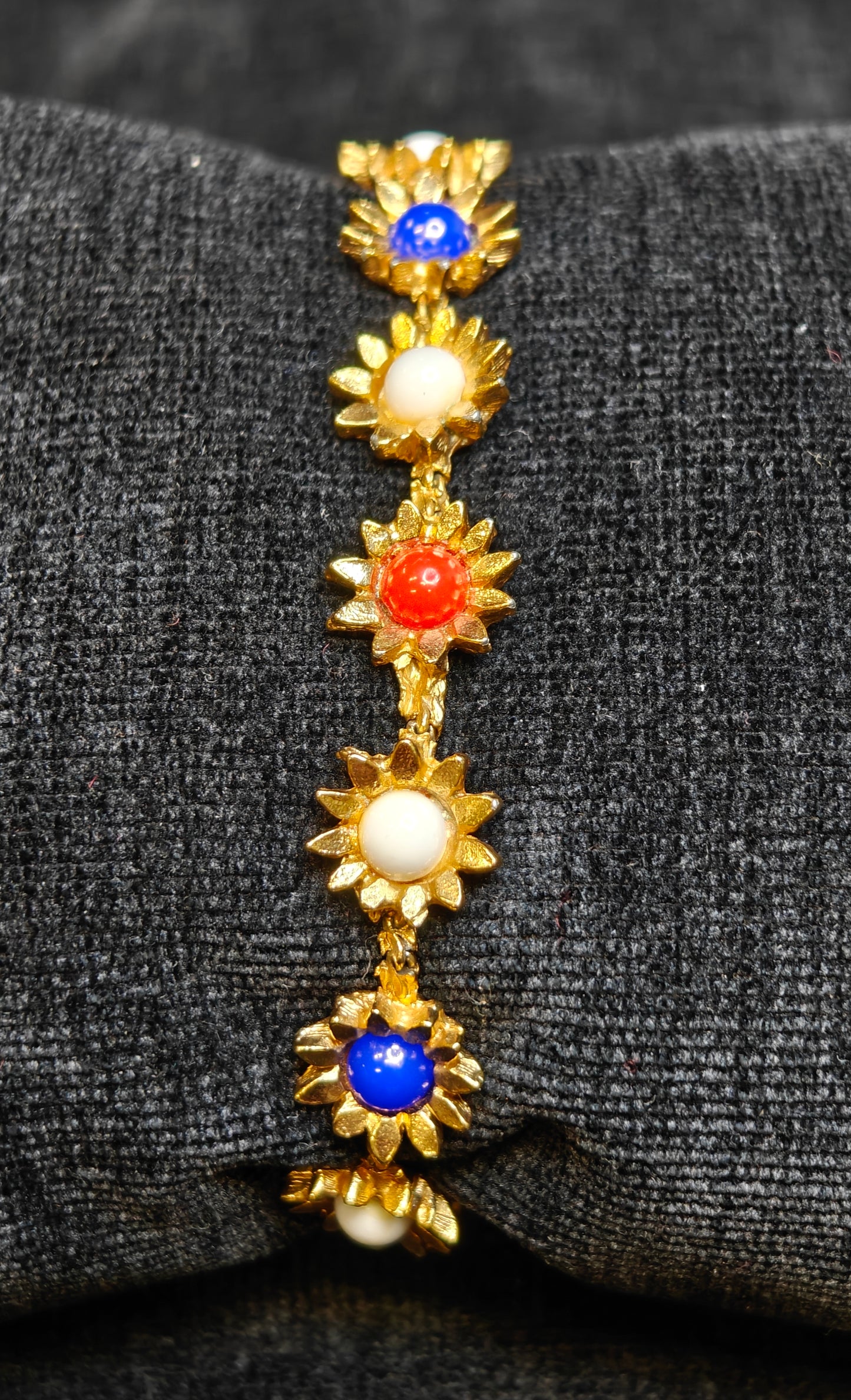 Floral Red, White, and Blue Bracelet - Perfect Election Day or Independence Day Accessory (Z)