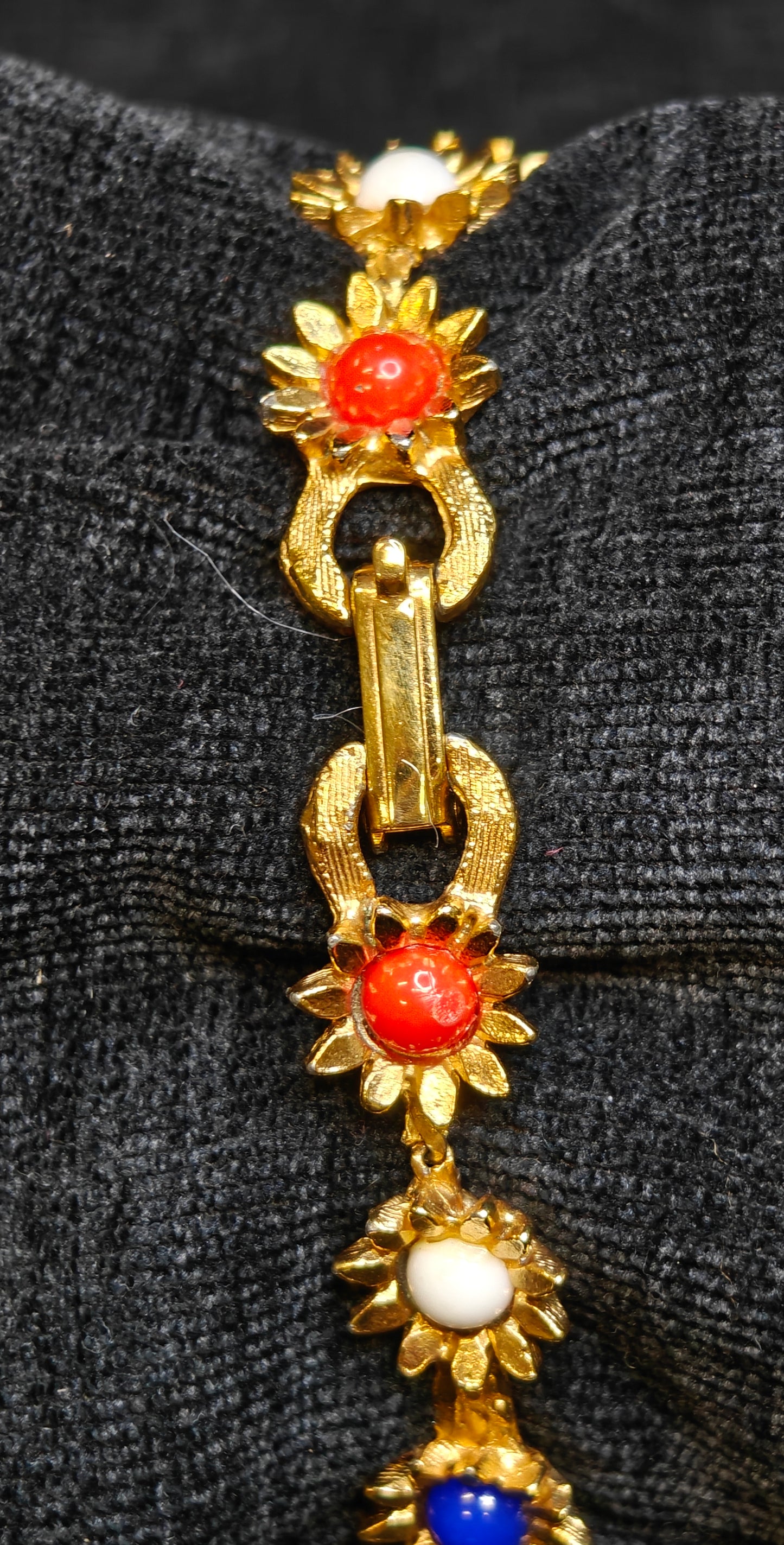 Floral Red, White, and Blue Bracelet - Perfect Election Day or Independence Day Accessory (Z)
