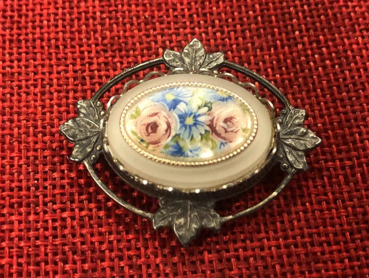Silver Floral Pin/Brooch - Vintage