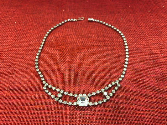 Rhinestone Necklace With Clasp - Vintage
