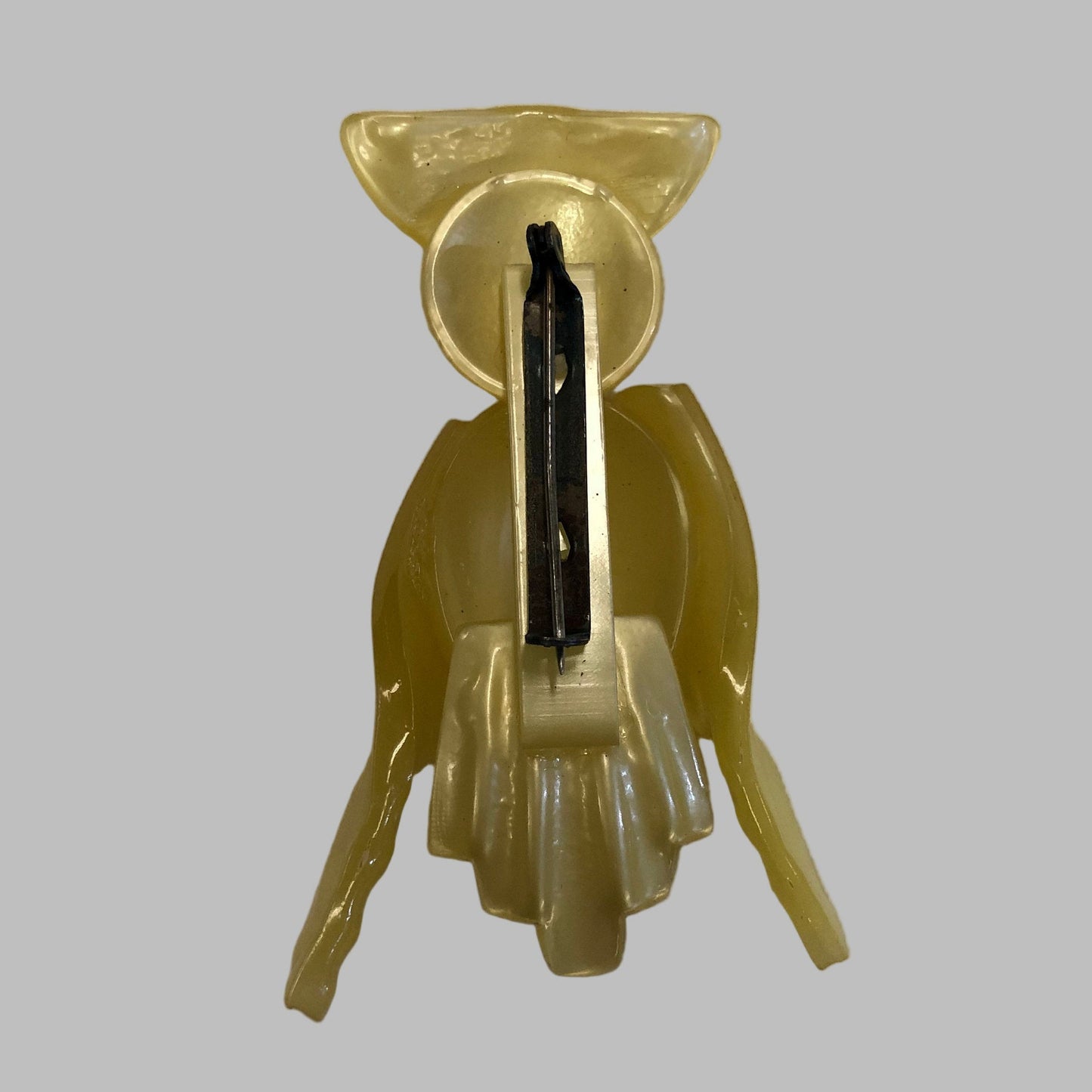 Lucite Owl Brooch/Pin - Vintage