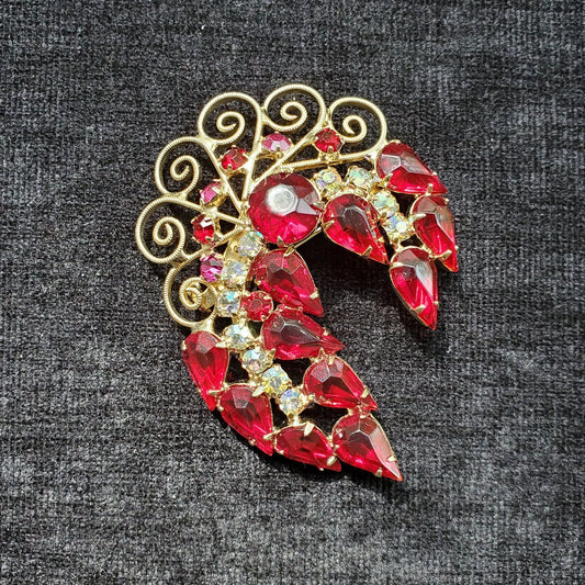 Arched Red Crystal with Gold Tone Fan Pin/Brooch - 1950s