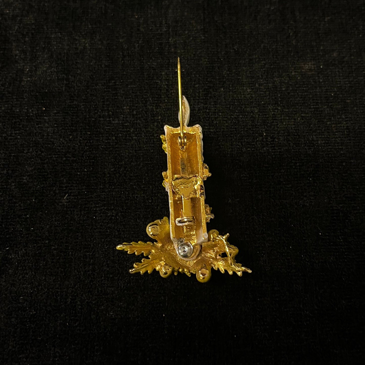 ART Christmas Candle Brooch/Pin