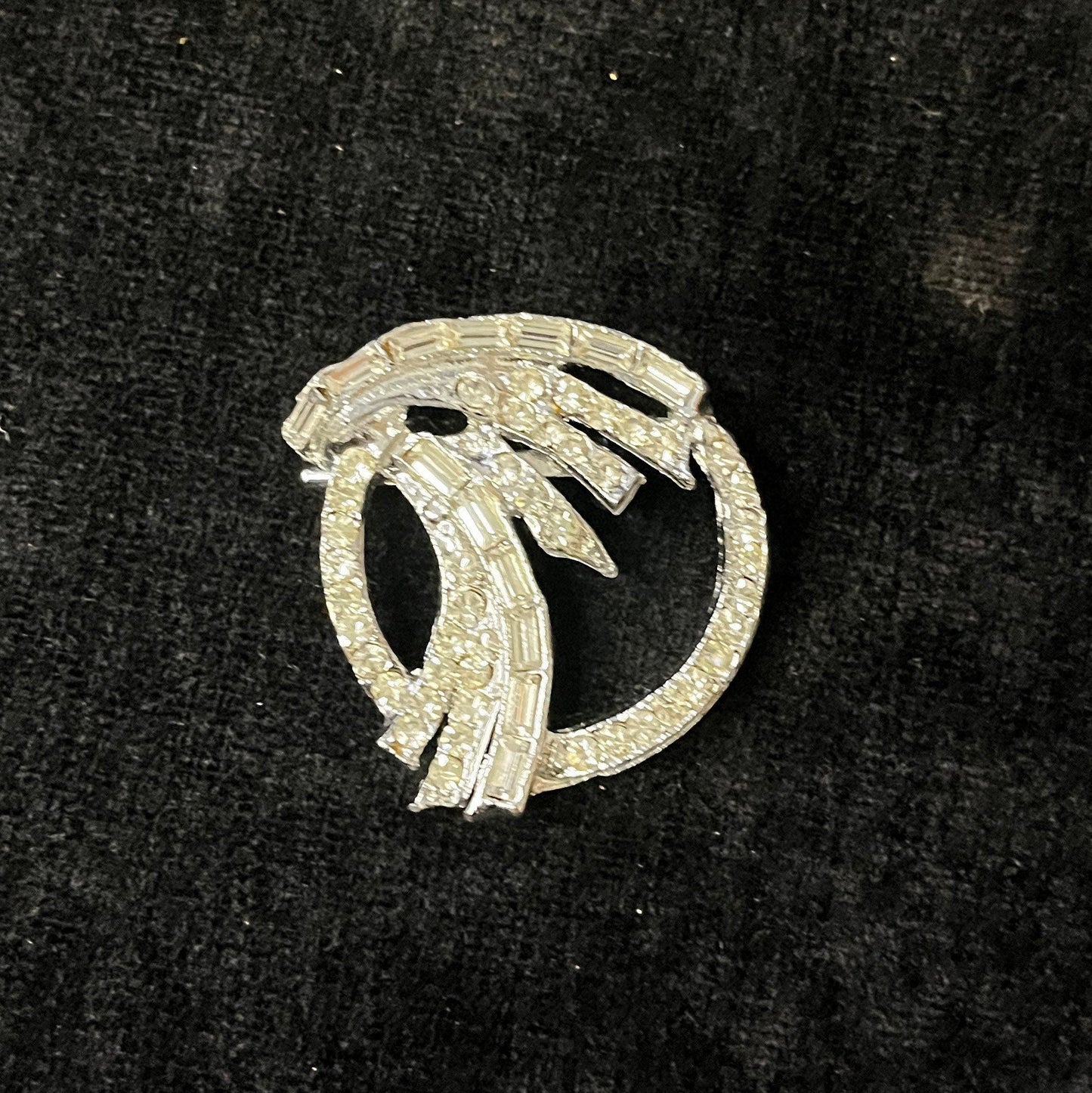 Dazzling Circular Crystal Brooch For Hat or Wedding Perfect Pin