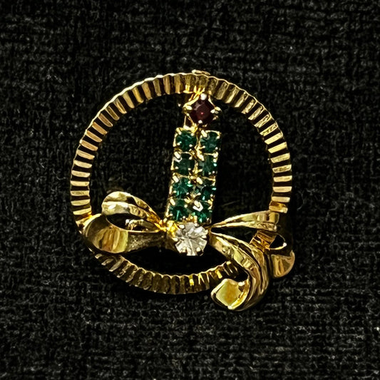 Emerald Crystal Christmas Candle in Gold Ring Brooch - Small Hat Brooch