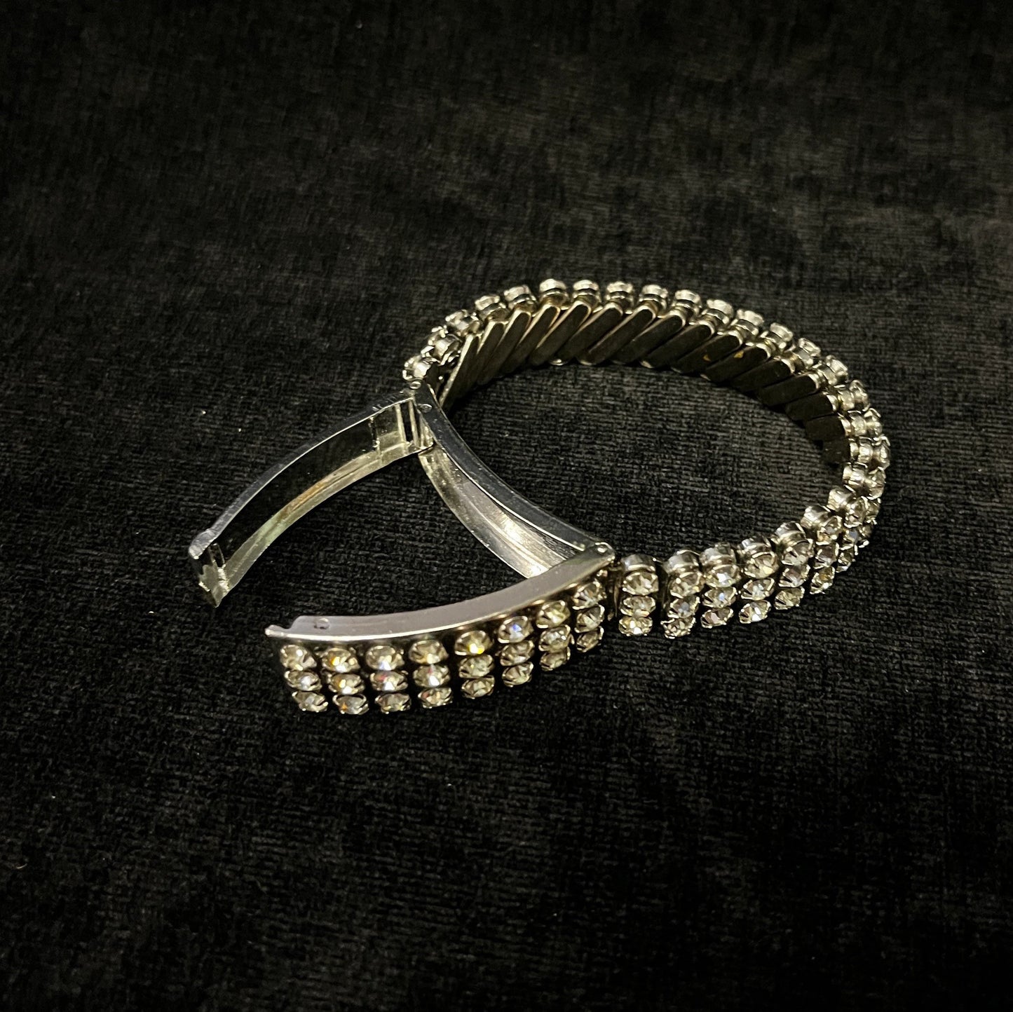 Crystal Expandable Bracelet With Secret Top Locket