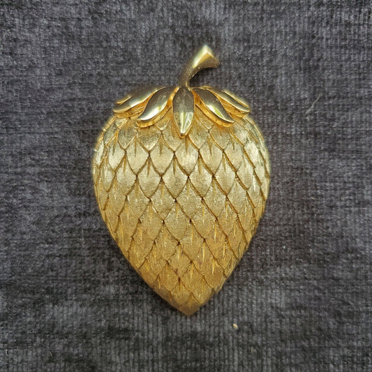Crown Trifari 3d Gold tone Strawberry Pin/Brooch 1962