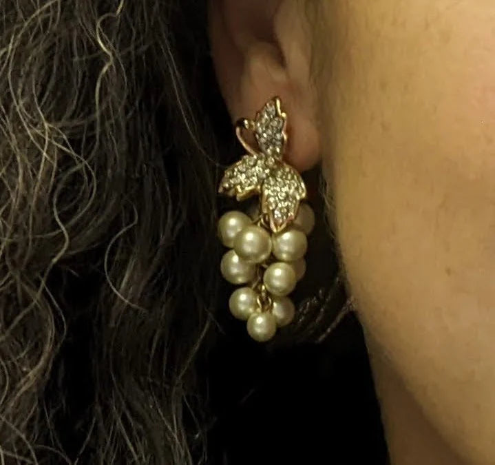 Bridal Perfect! Pearl and Crystal Grape Dangling Vintage Earrings