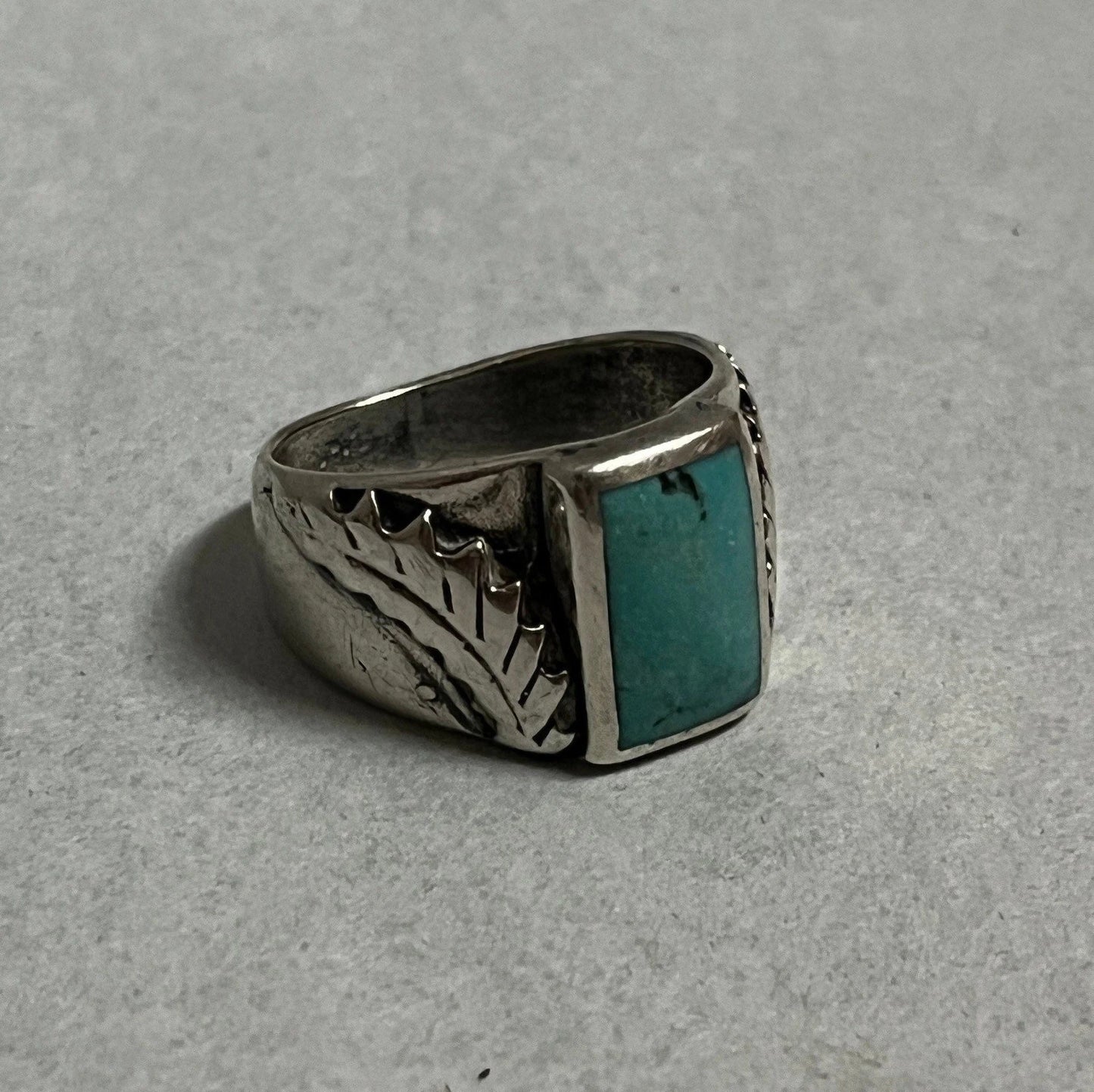 925 Silver and Turquoise Native American Trade Ring- Size 8-   Feather Figural and Flush Set Stone